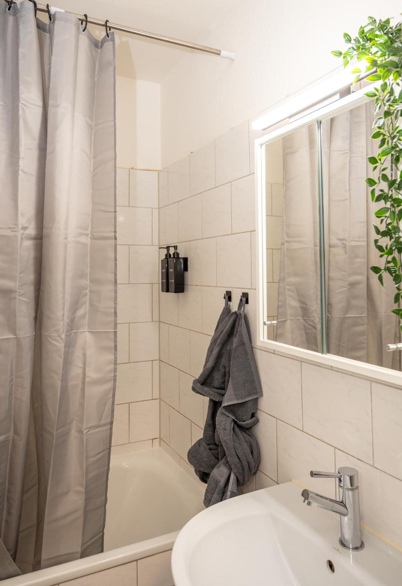 Stilvolles Apartment Im Essener Stadtkern מראה חיצוני תמונה